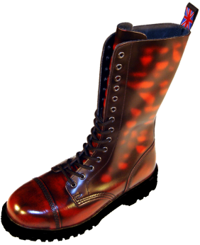 Rangers Nevermind 14 œillets en cuir rouge patiné, un modèle à l’allure flamboyante pour un style alternatif affirmé.