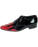 Oxford Nevermind en charol negro con detalles de llamas rojas