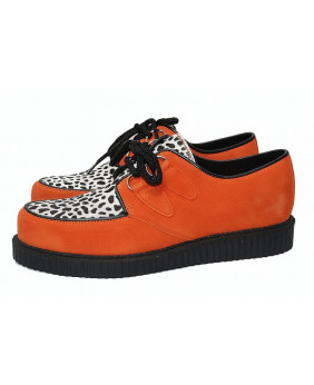 Creepers en suède orange, fourrure bovine léopard, semelle gomme 3 cm.