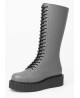 Immagine: stivale grigio in pelle Nevermind con suola creepers nera.