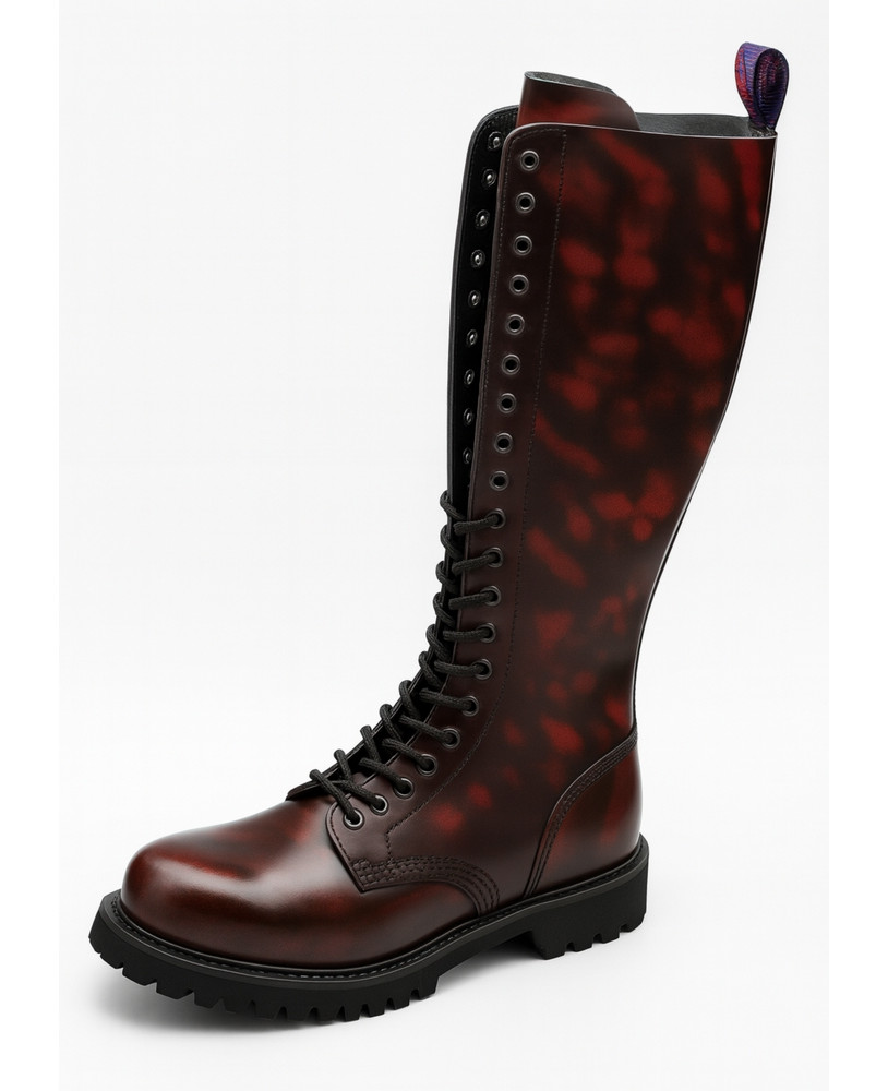 Botas de 20 ojales Nevermind en cuero camuflaje burdeos, personalizables con cremallera y puntera opcionales.