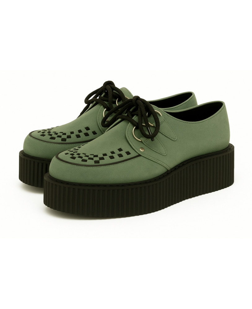 Creepers Nevermind en nubuck vert salvia à double semelle – fraîcheur naturelle sur semelle noire.