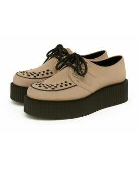 Creepers Nevermind de nobuk beige arena con doble suela – luz y estilo sobre suela negra.