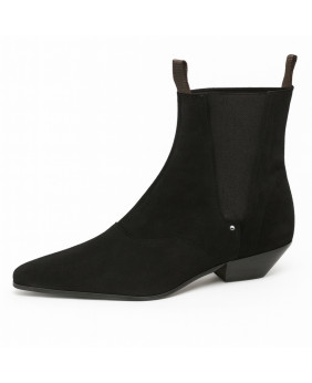 Bottines Nevermind en suédine noire.