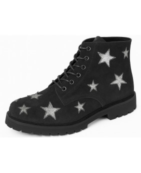 Black suede 6-eyelet rangers with silver stars Nevermind.