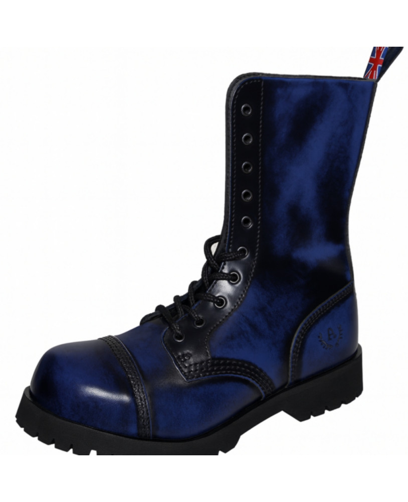 Nevermind boots in blue rub-off leather, 10 eyelets and lug sole – strength and alternative style.