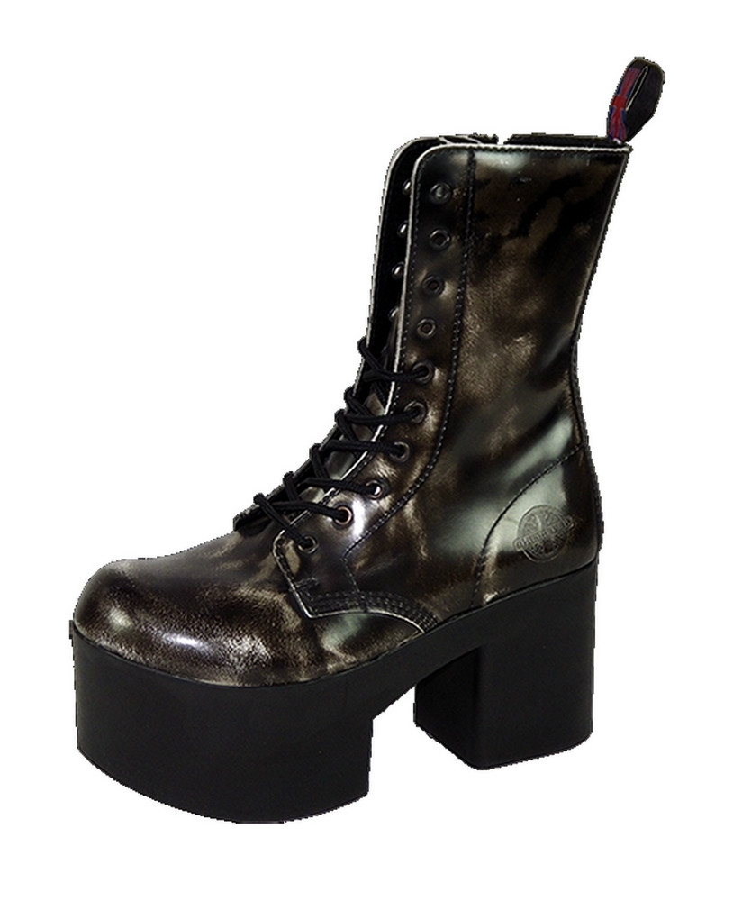 Botas góticas de plataforma en charol negro marmolado – metálicas, imponentes y rebeldes.