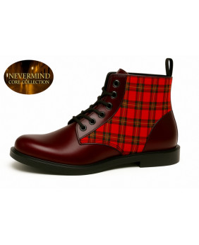Boots en cuir bordeaux et tartan rouge – élégance intemporelle, signature Nevermind