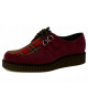 Creepers en velours bordeaux avec dessus tartan rouge et semelle simple en gomme.