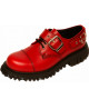 Zapato rangers de cuero rojo con hebillas y tornillos decorativos.