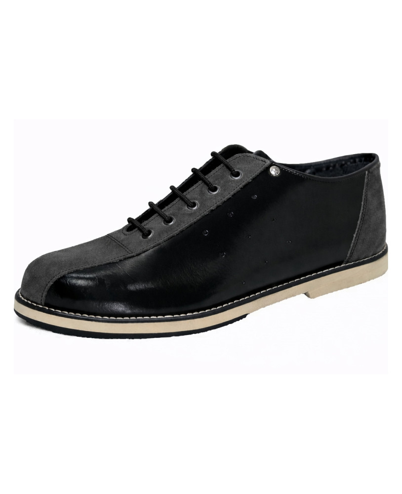 Scarpe bowling in pelle nera e nabuk grigio dal design pulito e contrastato