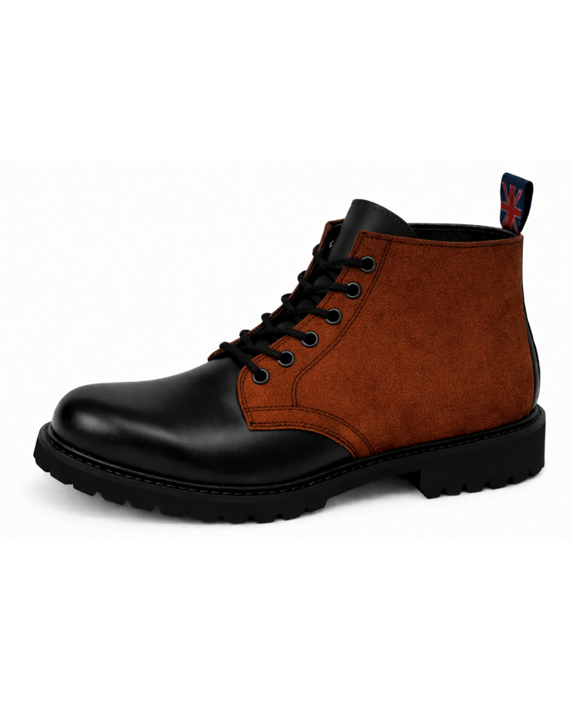 Borceguíes Nevermind cuero negro y nubuck marrón con 6 ojales y suela de caucho natural.