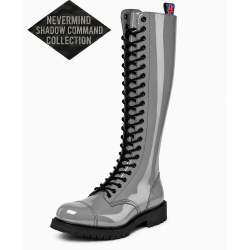 Botas Ranger Nevermind Shadow Command de 30 ojales en cuero charol gris con ojales negros.