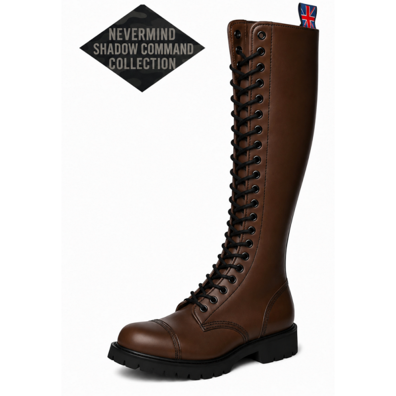 Botas Ranger Shadow Command de 30 ojales en cuero marrón con suela de caucho natural.