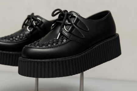 "Close-up of the 5 cm UMD sole of the Nevermind Creepers"