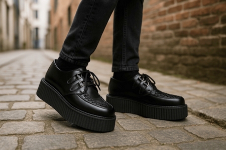 "Lifestyle: Nevermind UMD Creepers with double 5 cm sole worn in an urban outfit"